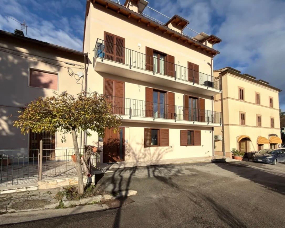 Piso en venta en Argentona - foto 1